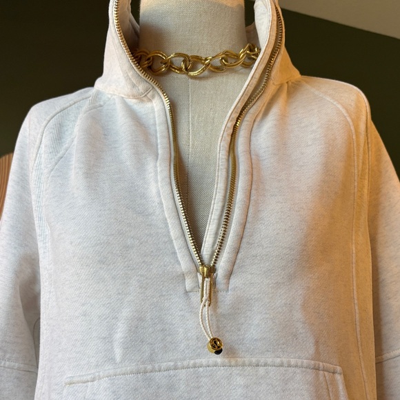 Lulu lemon Scuba cream pullover - Picture 2 of 16